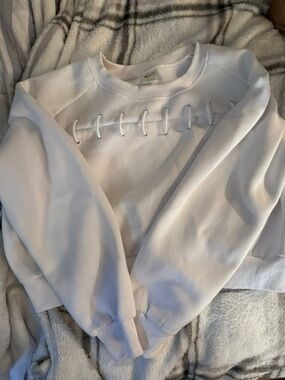 BuffBunny White Lace-Up Crewneck Sweatshirt